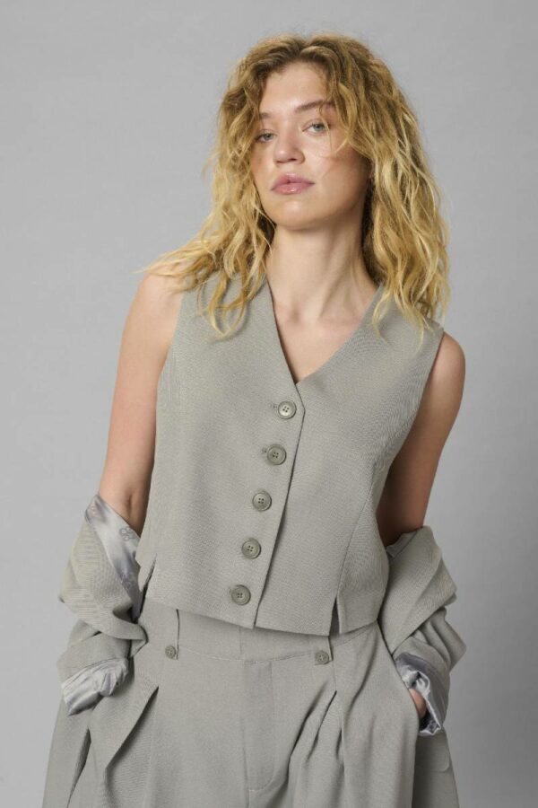 My Essential Wardrobe Disa vest