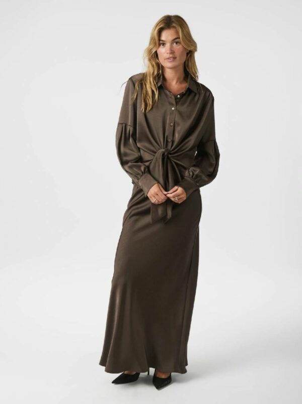 Neo Noir Vicky heavy sateen skirt donkerbruin